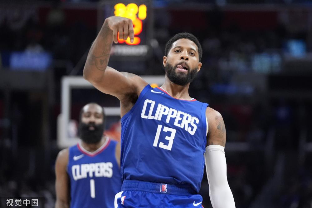 自賽季初經 自賽季初經