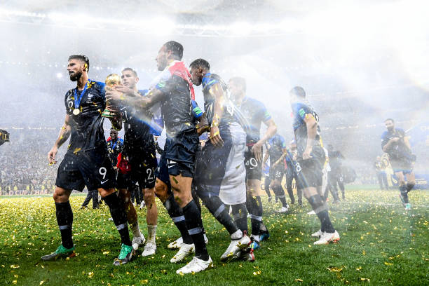 守和进攻上 守和进攻上